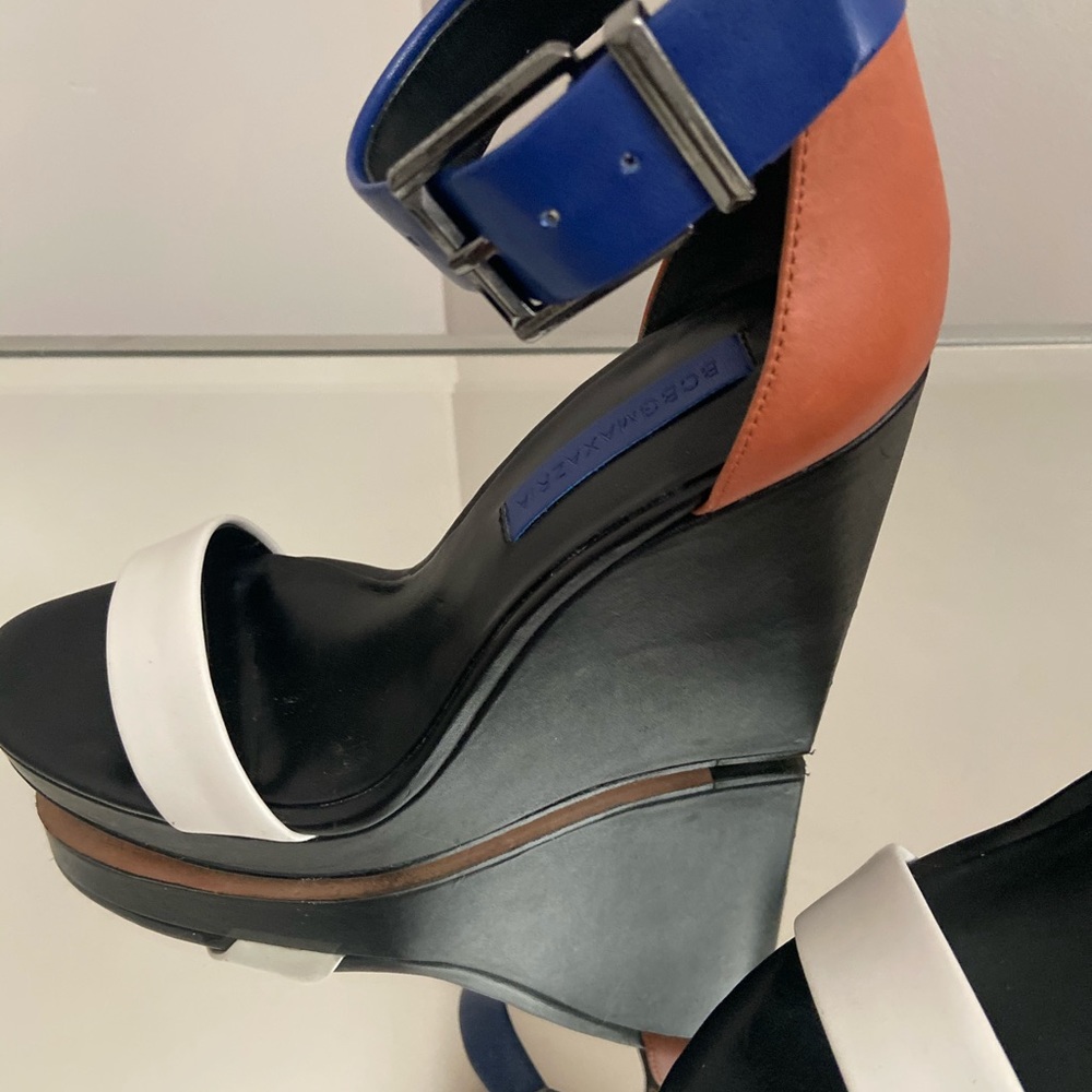 Wedges - Picture 2 of 4